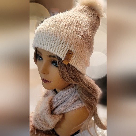 ? HOST PICK ? Hat & Scarf \'Coconut Cream\' Winter Set, fits Teens and Women main image 6